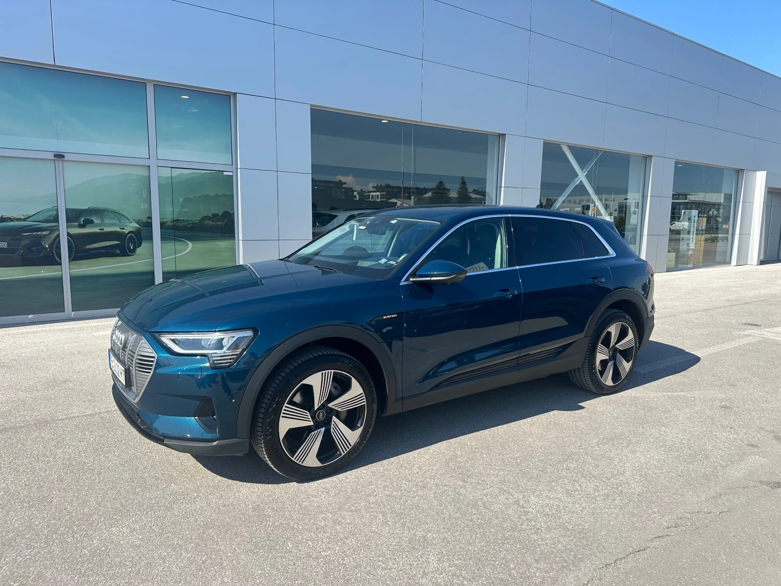 Audi E-Tron 55, снимка 2 - Автомобили и джипове - 56317745