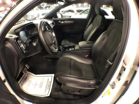 Volvo XC40 * R-DESIGN T5 /NAV PAN/ROOF/B/SPOT/CARPLAY/CAMERA | Mobile.bg    14