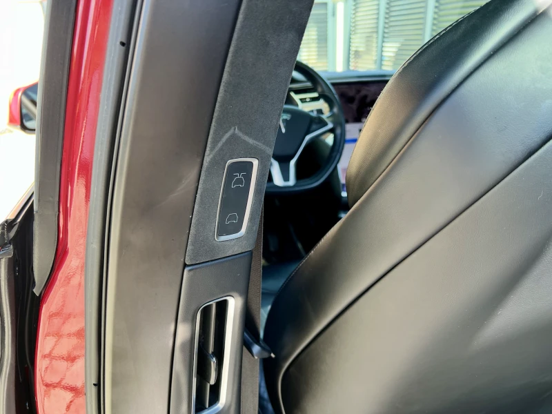 Tesla Model X 75D Dual Motor AWD/Въздушно/Европейска/5+ 1, снимка 14 - Автомобили и джипове - 52219750