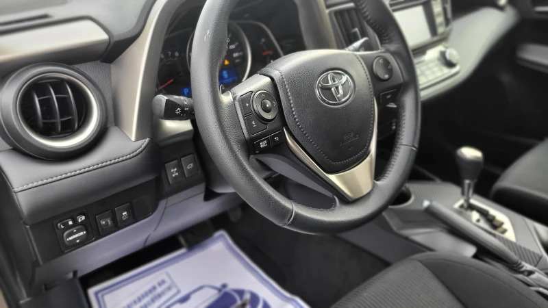 Toyota Rav4 2.0i, снимка 8 - Автомобили и джипове - 52390964