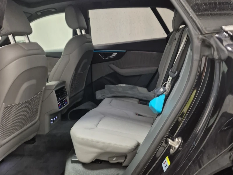 Audi Q8 PRESTIGE * * CARFAX * * АВТО КРЕДИТ * * , снимка 13 - Автомобили и джипове - 52769302
