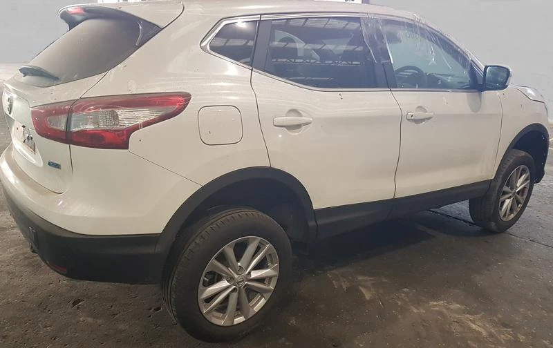 Nissan Qashqai 1.5/1.6ЧАСТИ, снимка 1 - Автомобили и джипове - 16799052