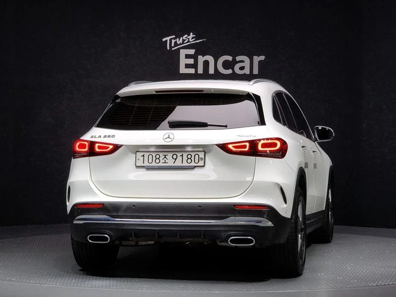 Mercedes-Benz GLA GLA250 4MATIC| 211к.с., снимка 4 - Автомобили и джипове - 56255741