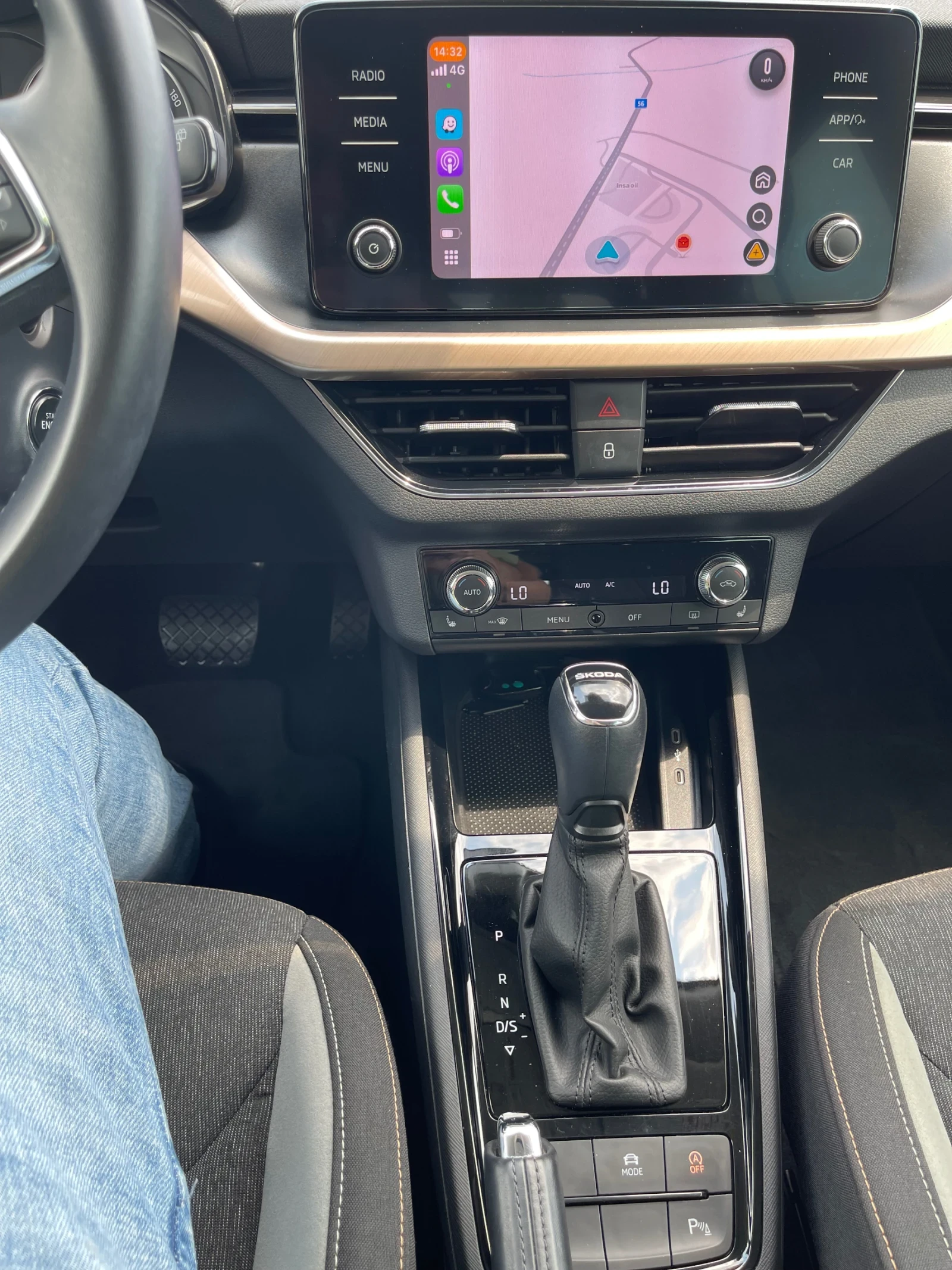 Skoda Kamiq Първи собственик, DSG7, Подгрев, Гаражна кола. - изображение 10