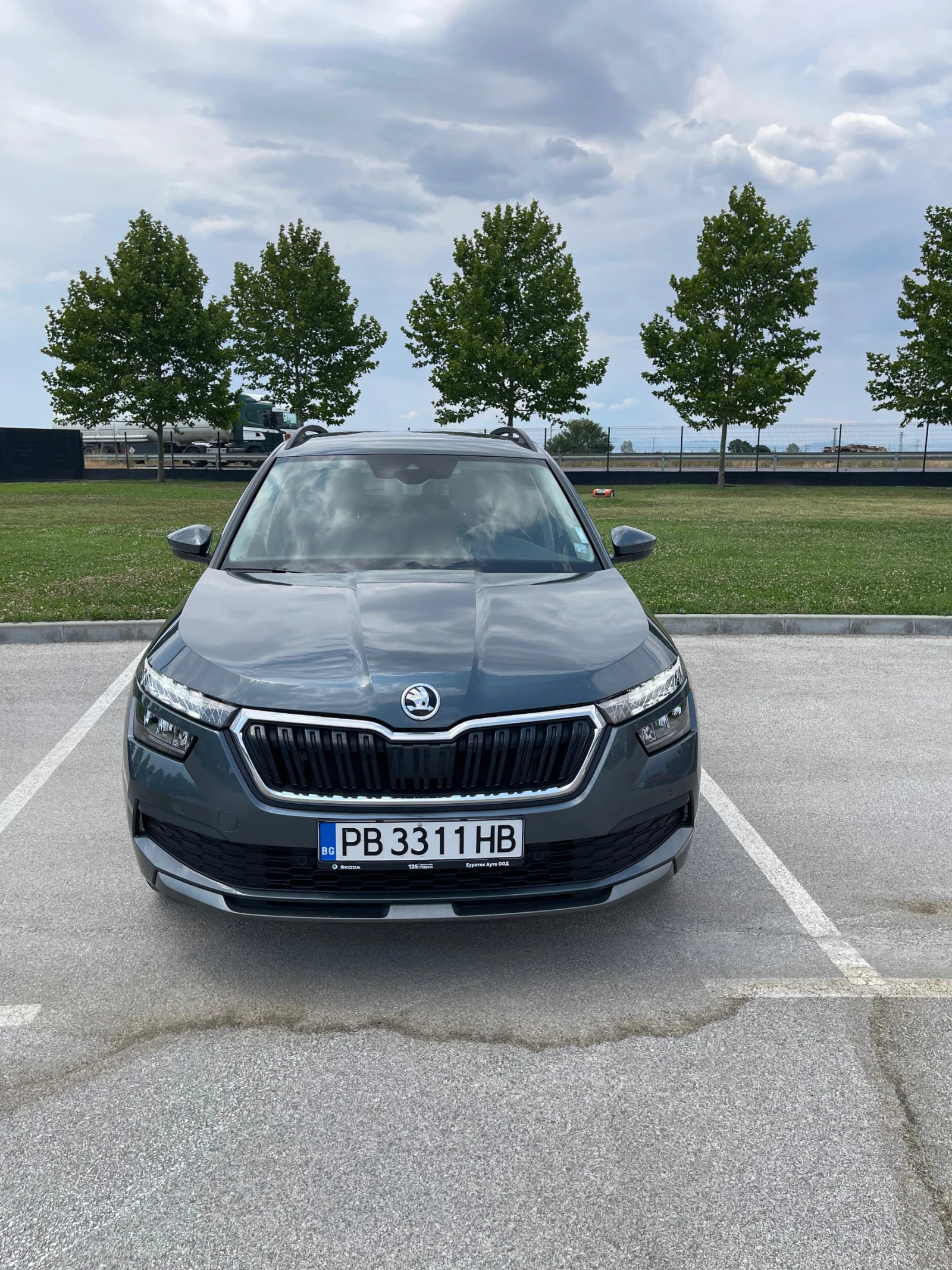 Skoda Kamiq Първи собственик, DSG7, Подгрев, Гаражна кола. - изображение 2