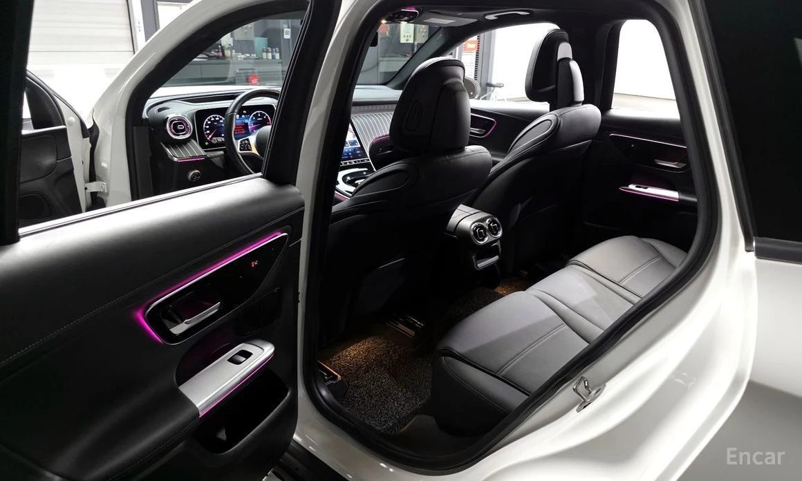 Mercedes-Benz GLC, снимка 11 - Автомобили и джипове - 53733510