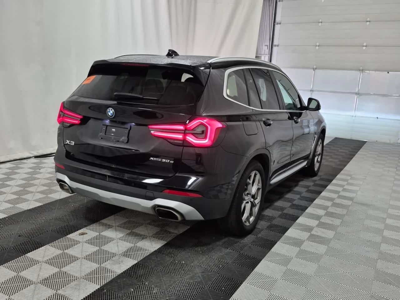 BMW X3 XDRIVE30E\PANORAMA\AMBIENT\CARFAX\, снимка 3 - Автомобили и джипове - 53985676