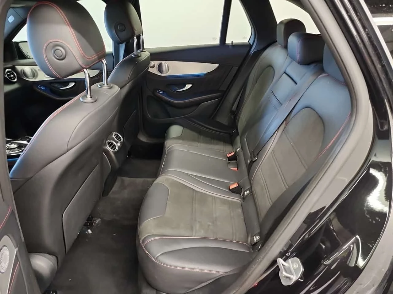 Mercedes-Benz GLC * AMG 43 * CARFAX * БЕЗ ИНЦИДЕНТИ * , снимка 12 - Автомобили и джипове - 54102638