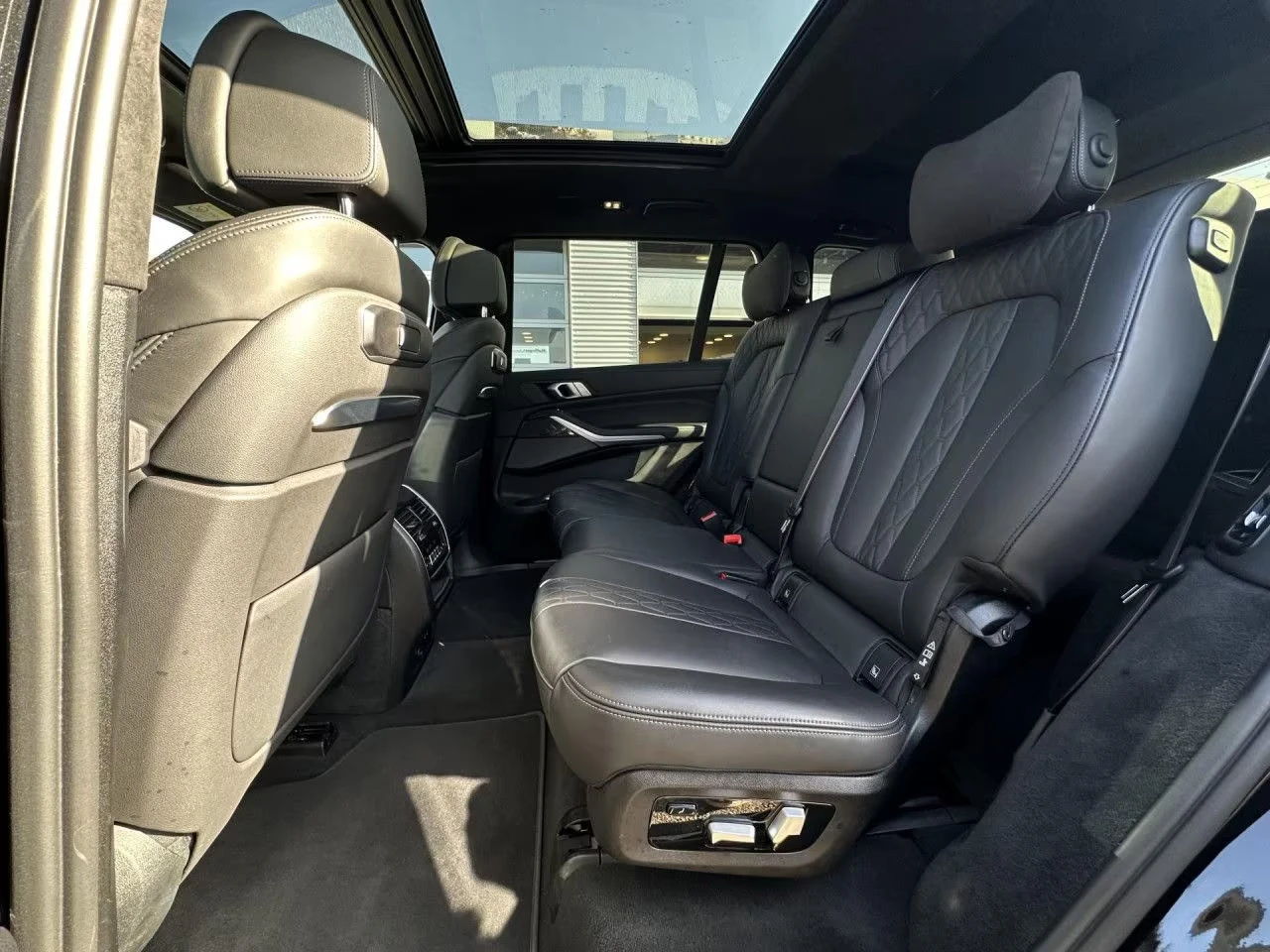 BMW X7 40d/340HP/MSPORTPRO/PANO/360/KLESS/HUD/22/ACC/413z | Mobile.bg � ����������� 12