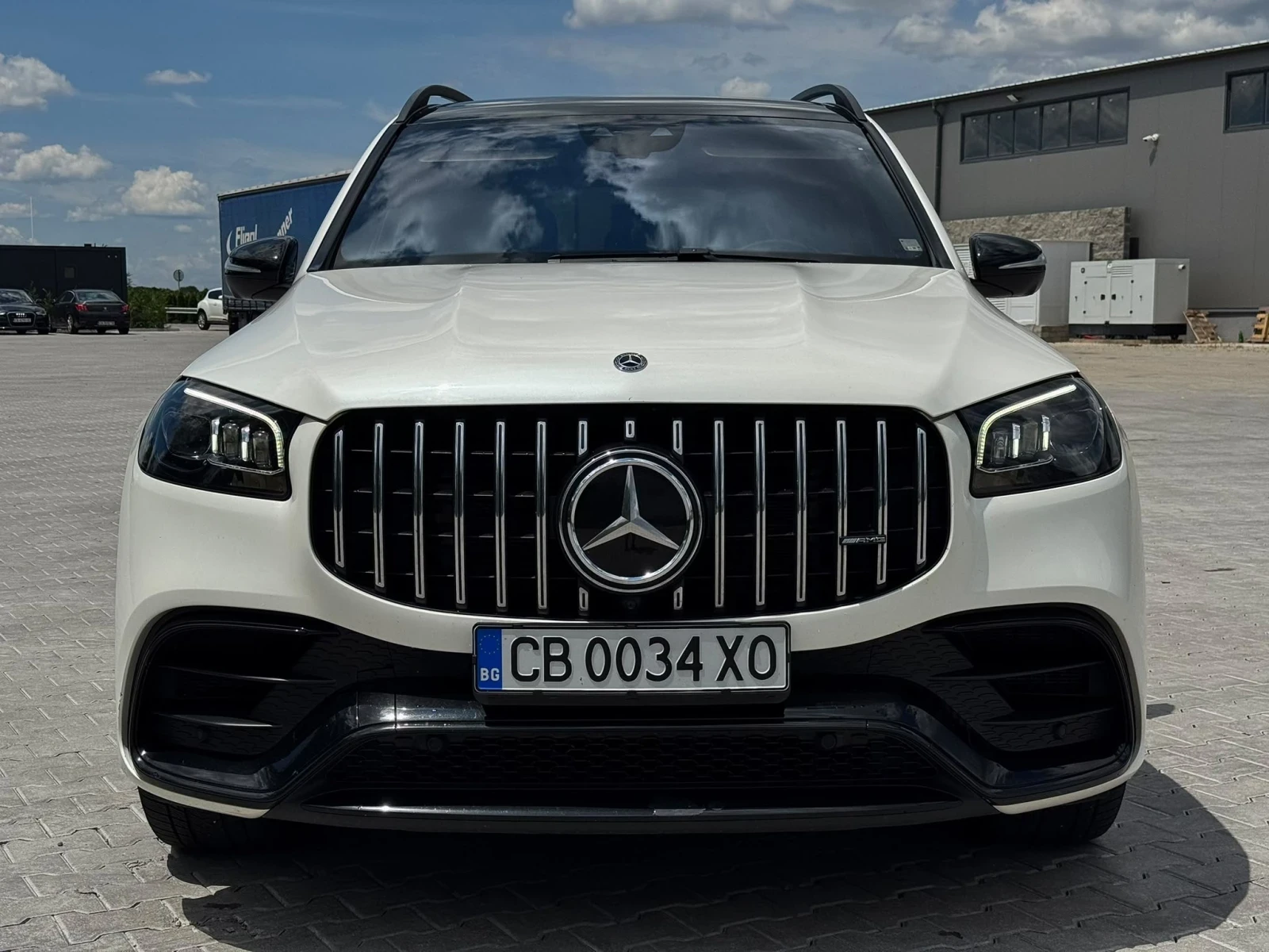Mercedes-Benz GLS 63 AMG, снимка 3 - Автомобили и джипове - 55320041