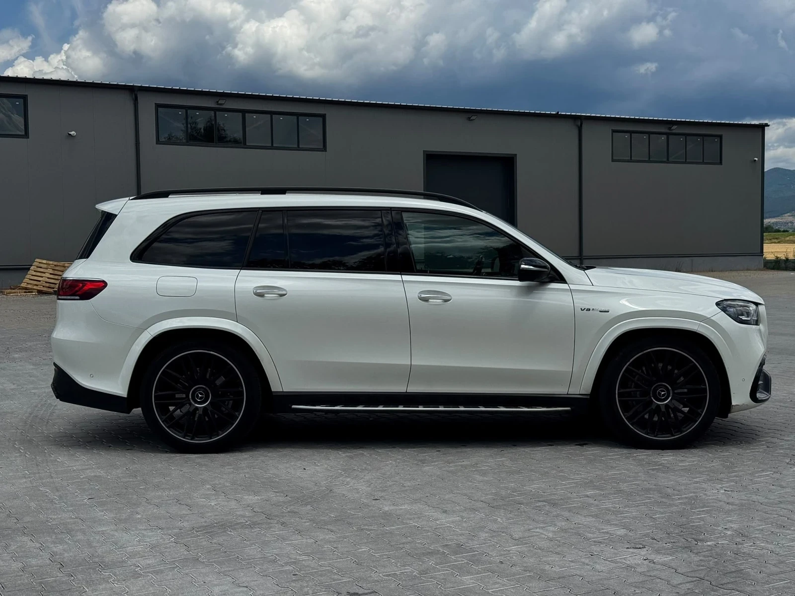 Mercedes-Benz GLS 63 AMG, снимка 5 - Автомобили и джипове - 55320041