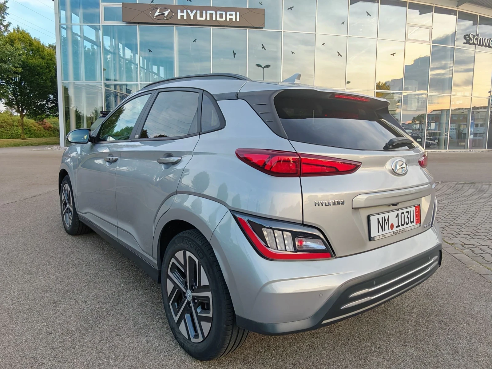 Hyundai Kona Trend 64kWh LED Krell термопомпа, снимка 7 - Автомобили и джипове - 55827117