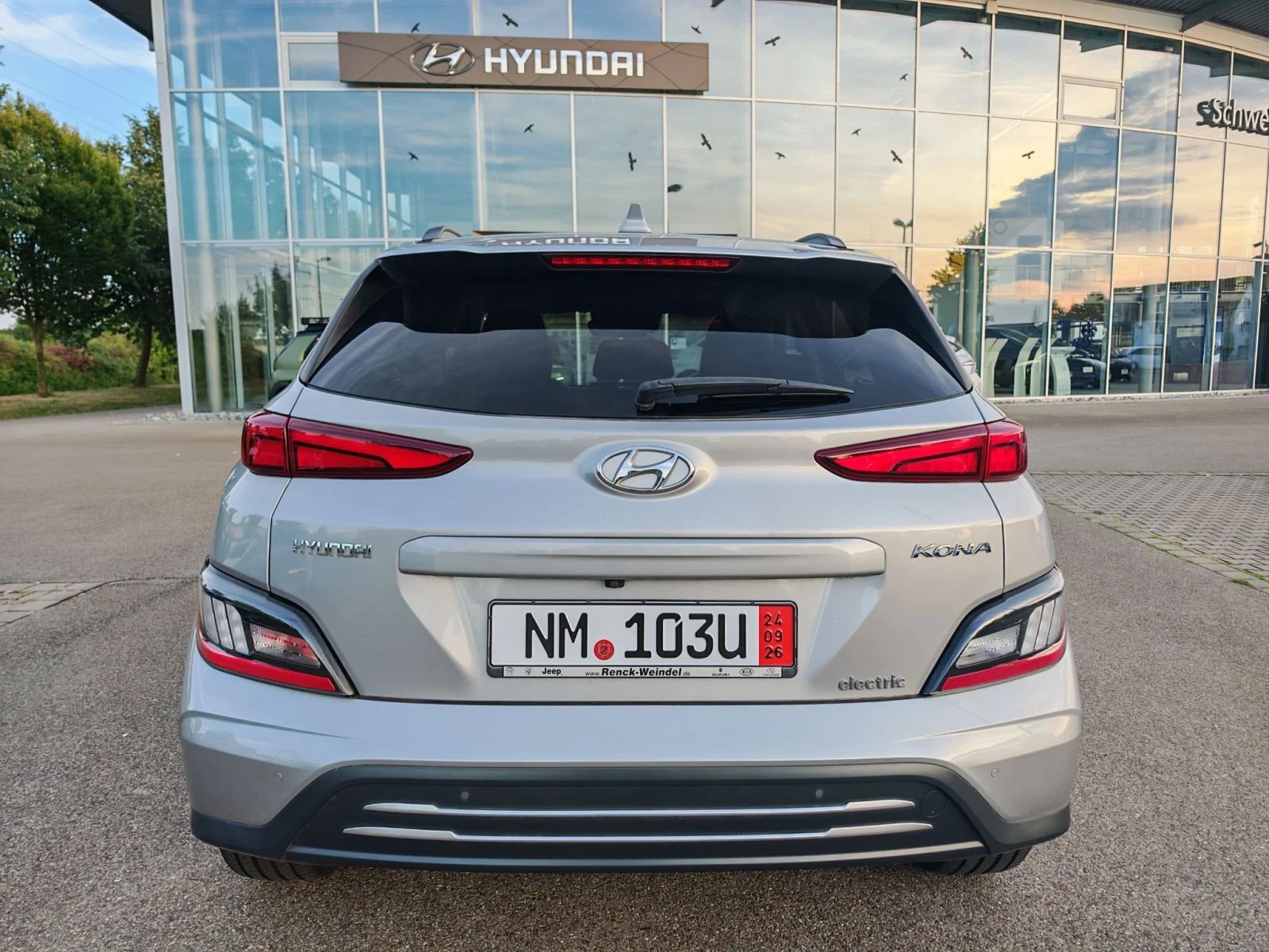 Hyundai Kona Trend 64kWh LED Krell термопомпа, снимка 6 - Автомобили и джипове - 55827117