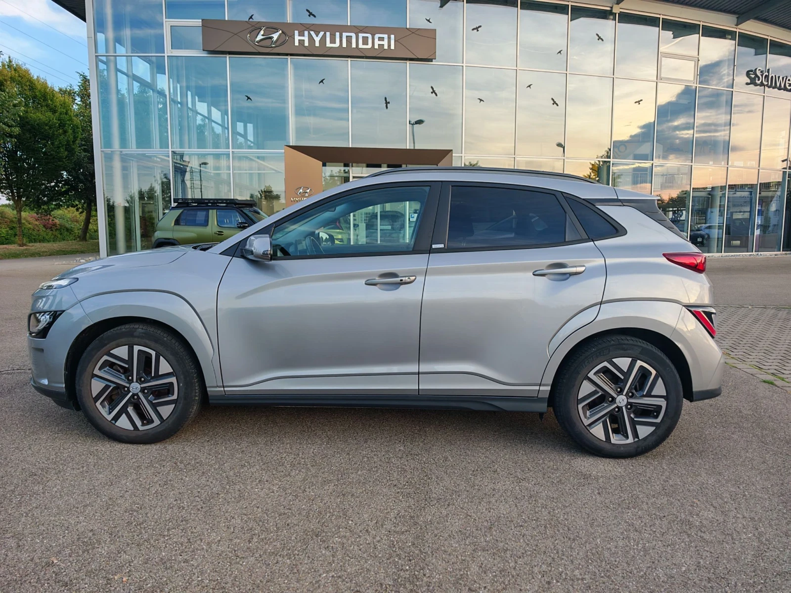 Hyundai Kona Trend 64kWh LED Krell термопомпа, снимка 8 - Автомобили и джипове - 55827117