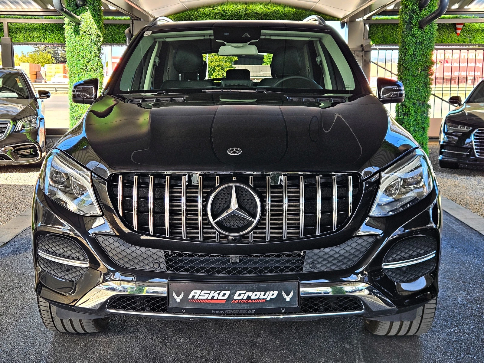 Mercedes-Benz GLE 350 AMG/GERMANY/CAMERA/ПОДГРЕВ/CAR PLAY/AMBIENT/LIZING, снимка 2 - Автомобили и джипове - 56323879