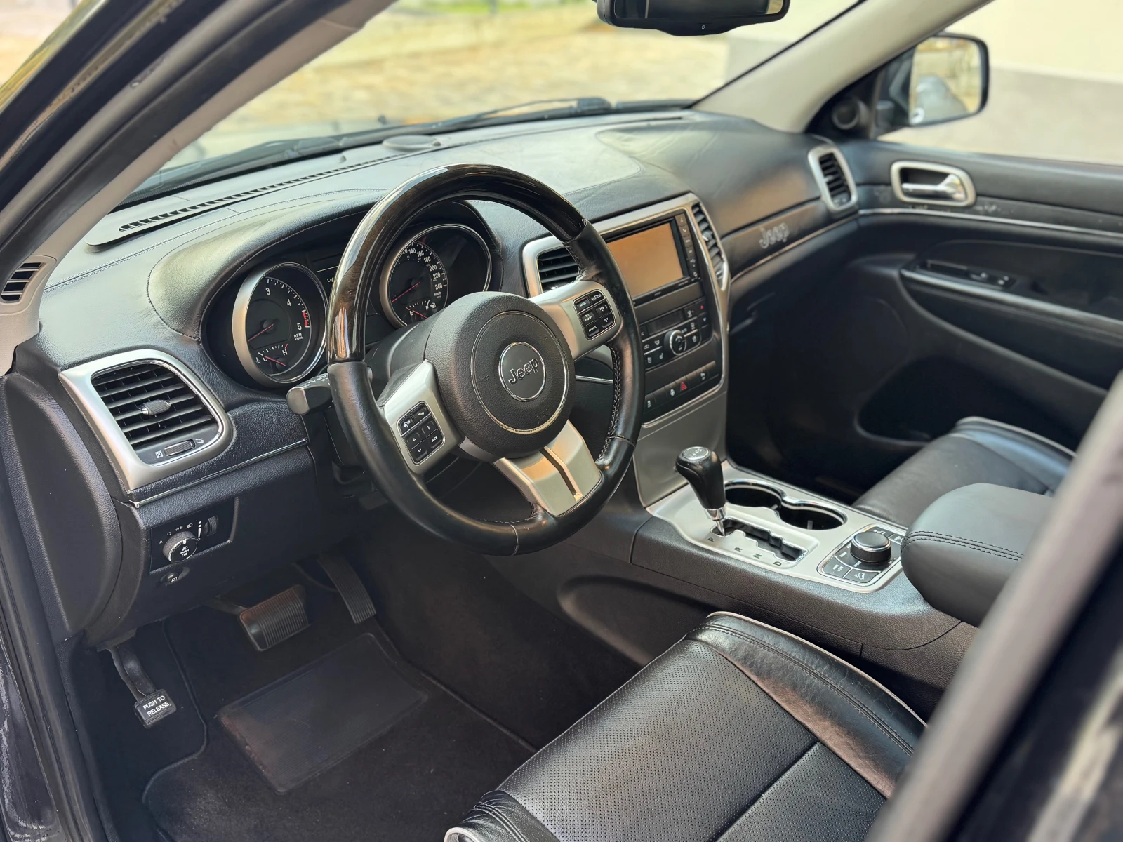 Jeep Grand cherokee 3.0CRD/ OVERLAND/FULL/ ������� | Mobile.bg � ����������� 9