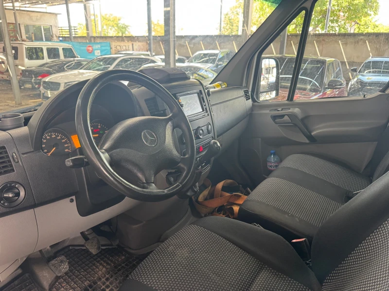 Mercedes-Benz Sprinter 310 Пътна , снимка 11 - Бусове и автобуси - 52224189