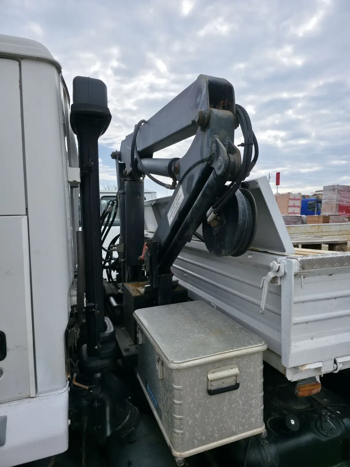 Mitsubishi Canter  - изображение 3