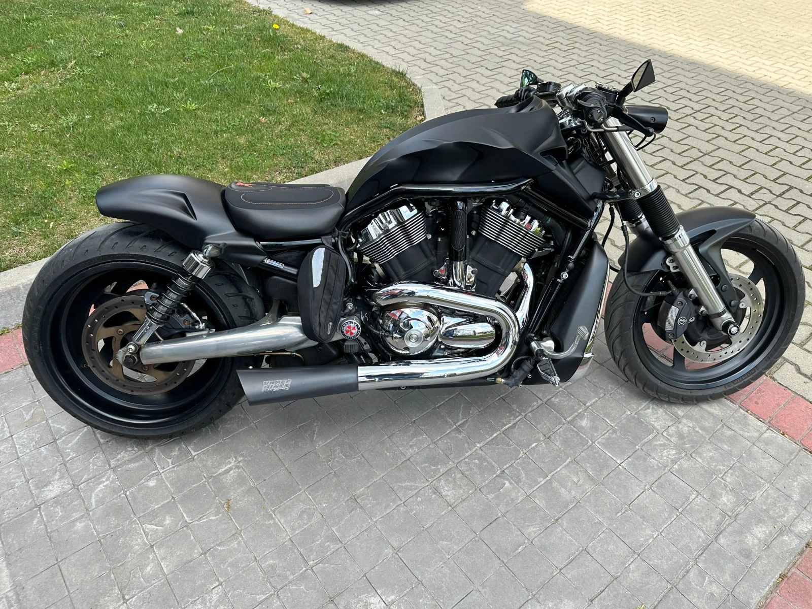 Harley-Davidson V-Rod Custom, снимка 4 - Мотоциклети и мототехника - 54053894