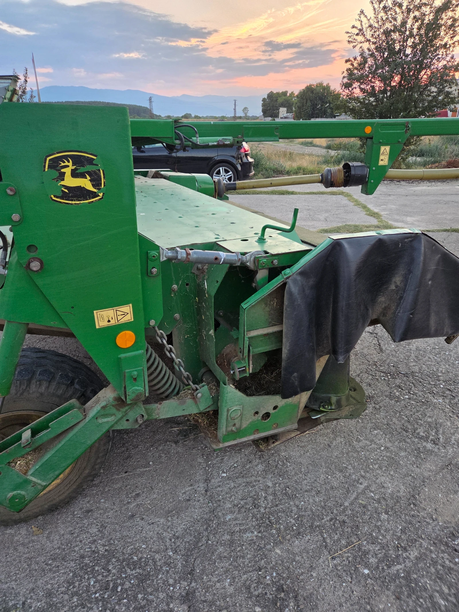 Сенокосачка John Deere 1365, снимка 6 - Селскостопанска техника - 56535895