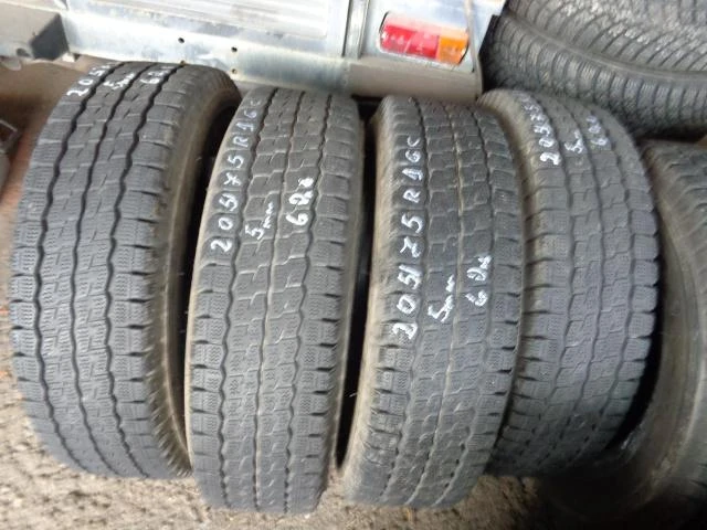 Гуми Зимни 205/75R16, снимка 10 - Гуми и джанти - 16659990