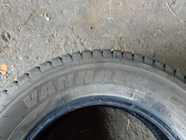 Гуми Зимни 205/75R16, снимка 12 - Гуми и джанти - 16659990