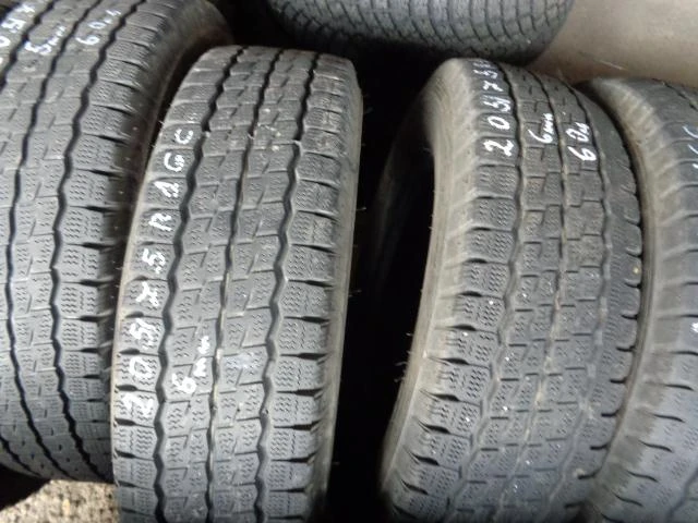 Гуми Зимни 205/75R16, снимка 9 - Гуми и джанти - 16659990