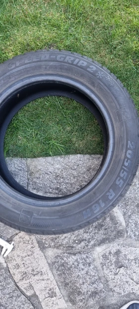 Гуми Зимни 205/55R16, снимка 5 - Гуми и джанти - 52924508