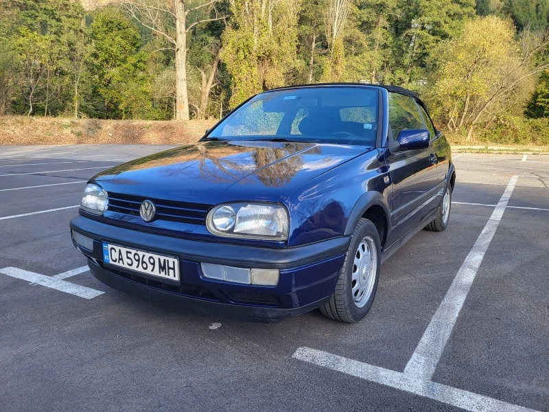 VW Golf 1.8 cabrio, снимка 1 - Автомобили и джипове - 46933485