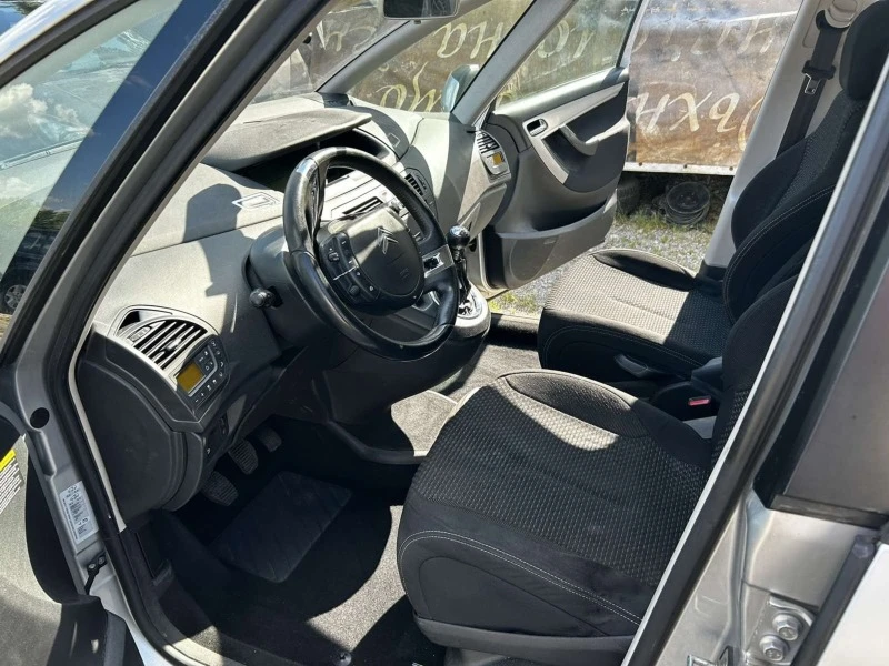 Citroen C4 Picasso 1.6 I, снимка 11 - Автомобили и джипове - 47929373