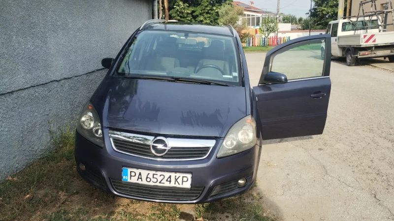 Opel Zafira, снимка 1 - Автомобили и джипове - 48285460