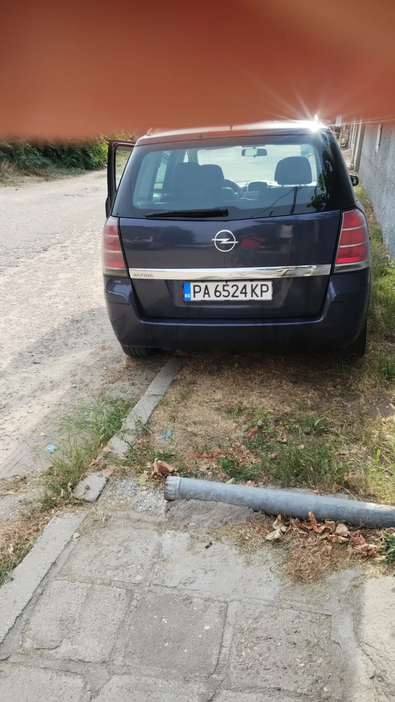 Opel Zafira, снимка 5 - Автомобили и джипове - 48285460