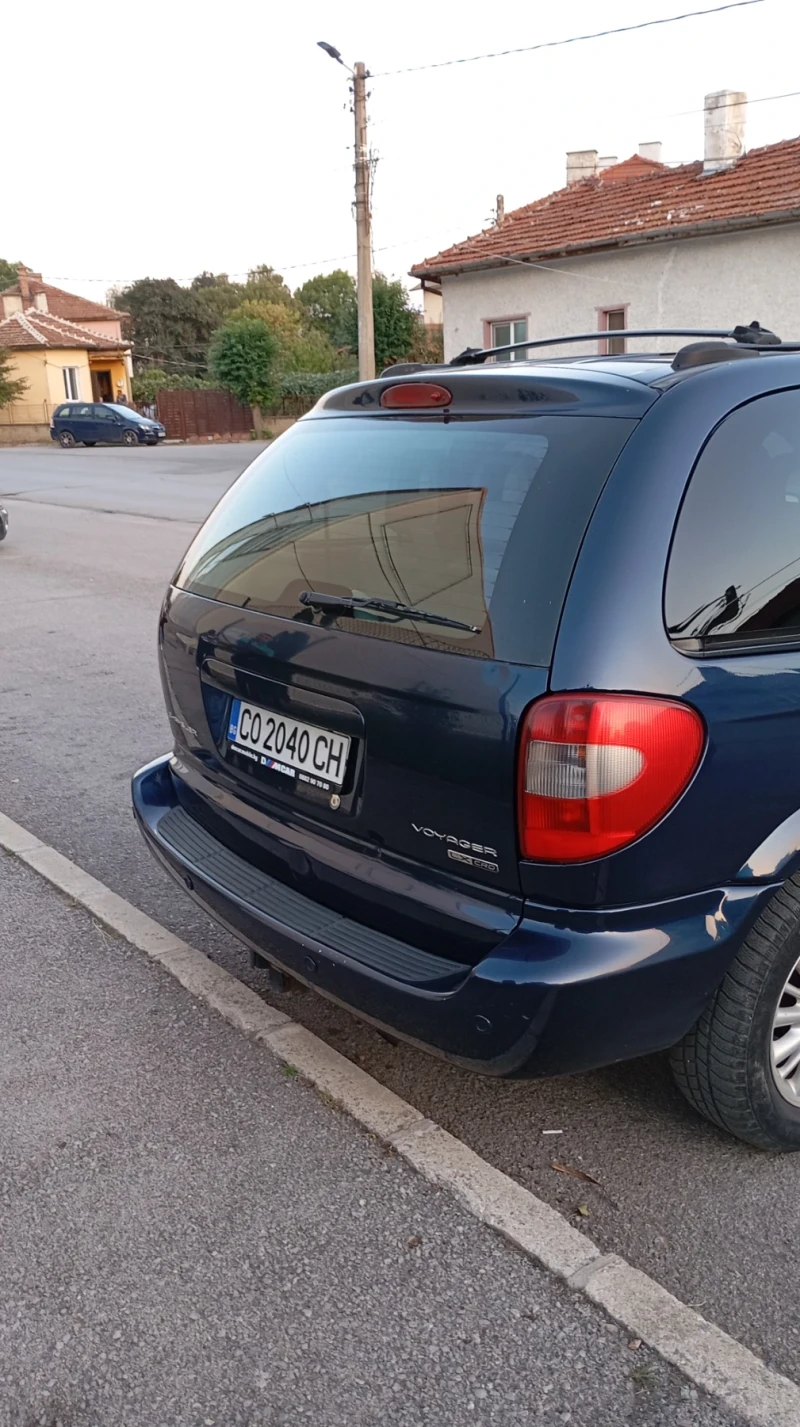 Chrysler Voyager, снимка 1 - Автомобили и джипове - 47357350