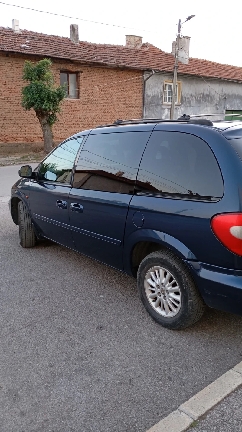 Chrysler Voyager, снимка 5 - Автомобили и джипове - 47357350