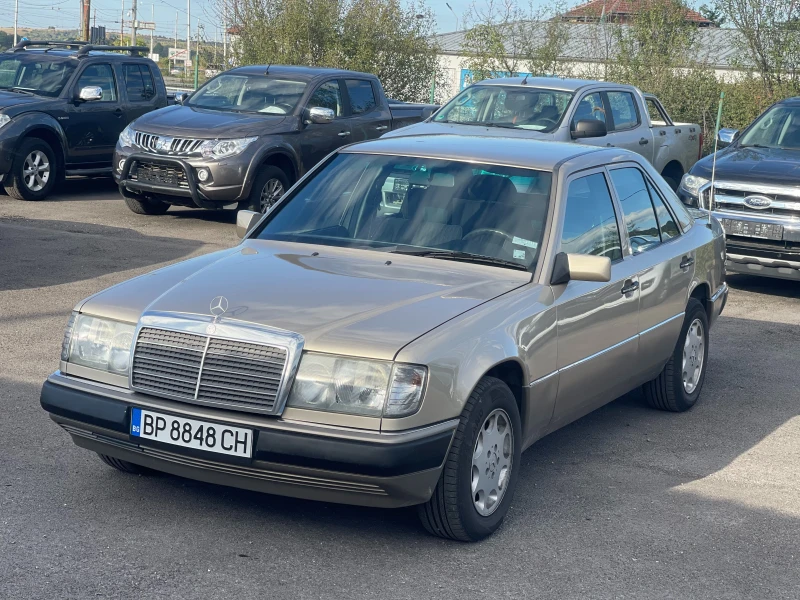 Mercedes-Benz E 300 TD Климатик / Италия, снимка 1 - Автомобили и джипове - 47505580