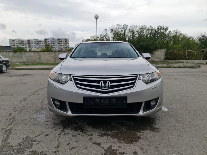 Honda Accord КАТО НОВА, снимка 2 - Автомобили и джипове - 47856973