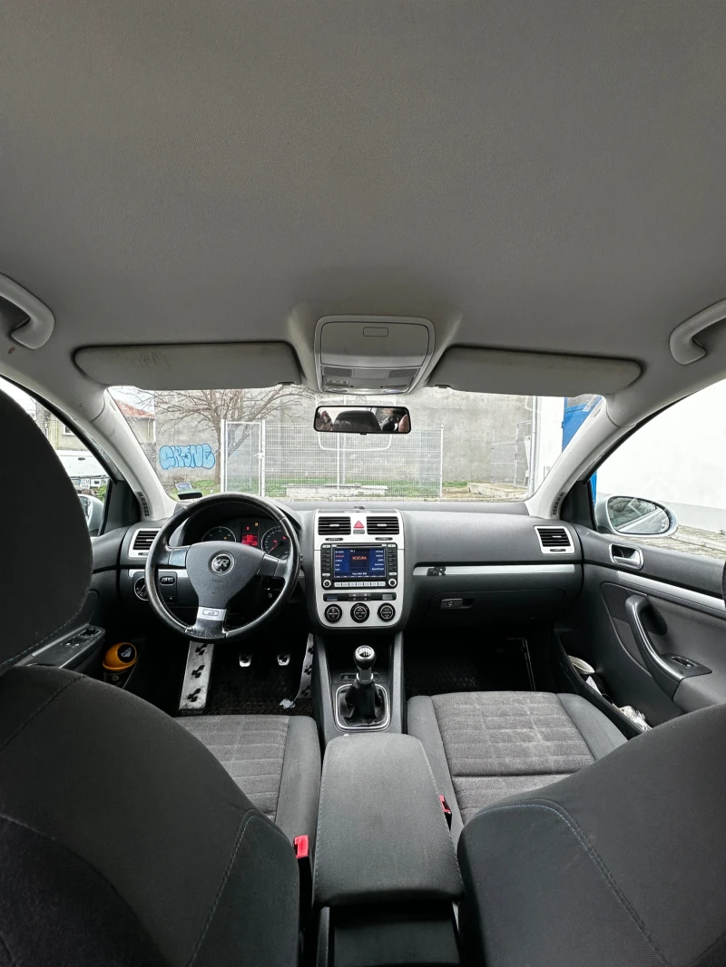 VW Golf 1.9 TDI, снимка 9 - Автомобили и джипове - 48767452