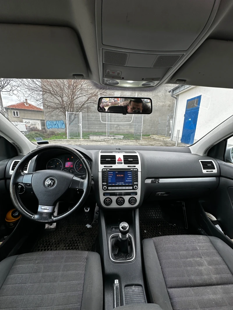 VW Golf 1.9 TDI, снимка 10 - Автомобили и джипове - 48767452