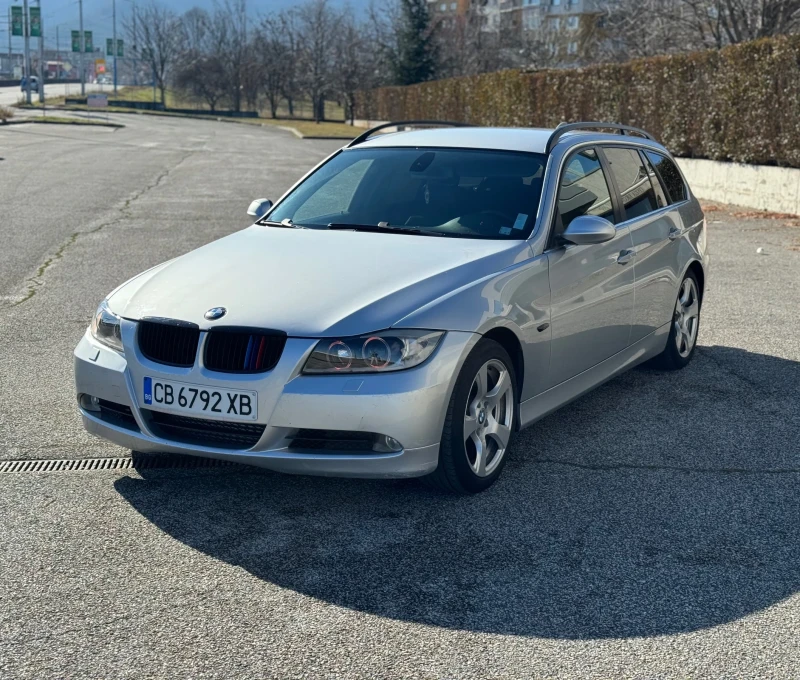 BMW 330 330 - Задно , снимка 1 - Автомобили и джипове - 48825055