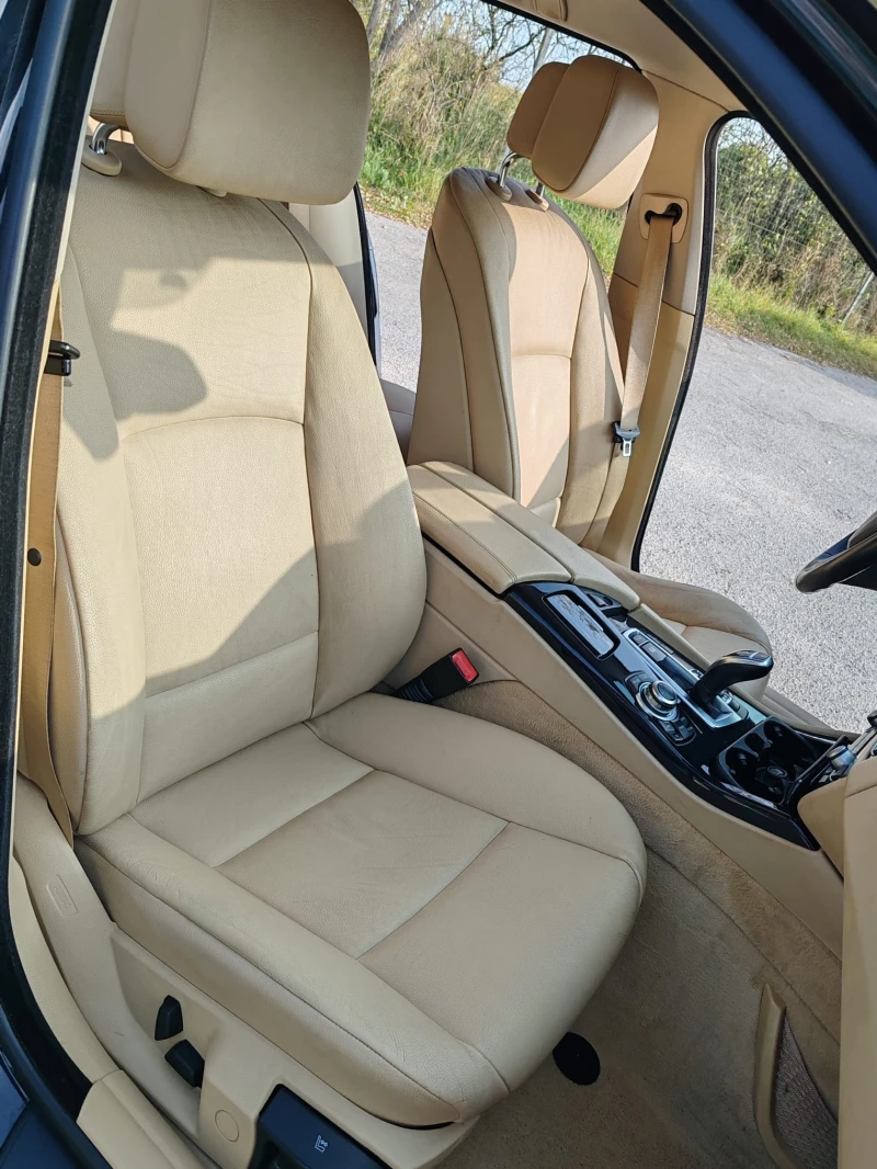 BMW 525 LCI Xdrive Обслужена Вс.Платено ZF8, снимка 9 - Автомобили и джипове - 52555414