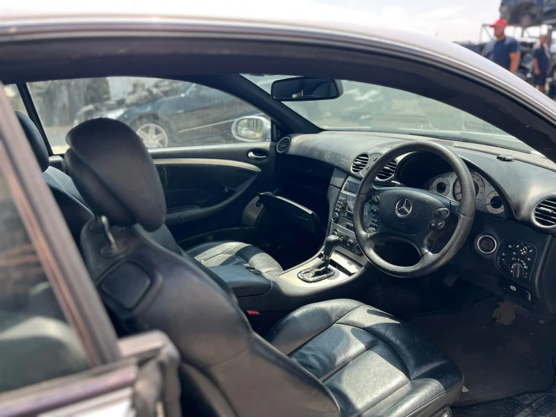Mercedes-Benz CLK 646, снимка 15 - Автомобили и джипове - 51115067