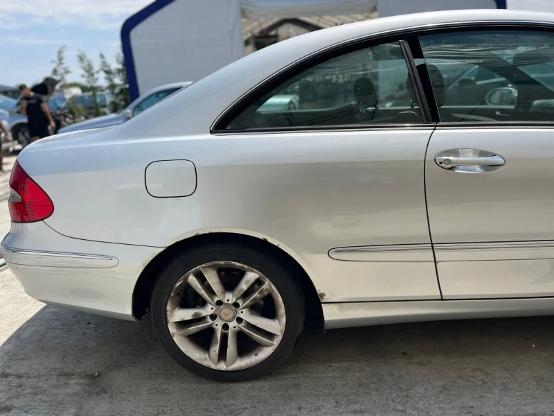 Mercedes-Benz CLK 646, снимка 11 - Автомобили и джипове - 51115067