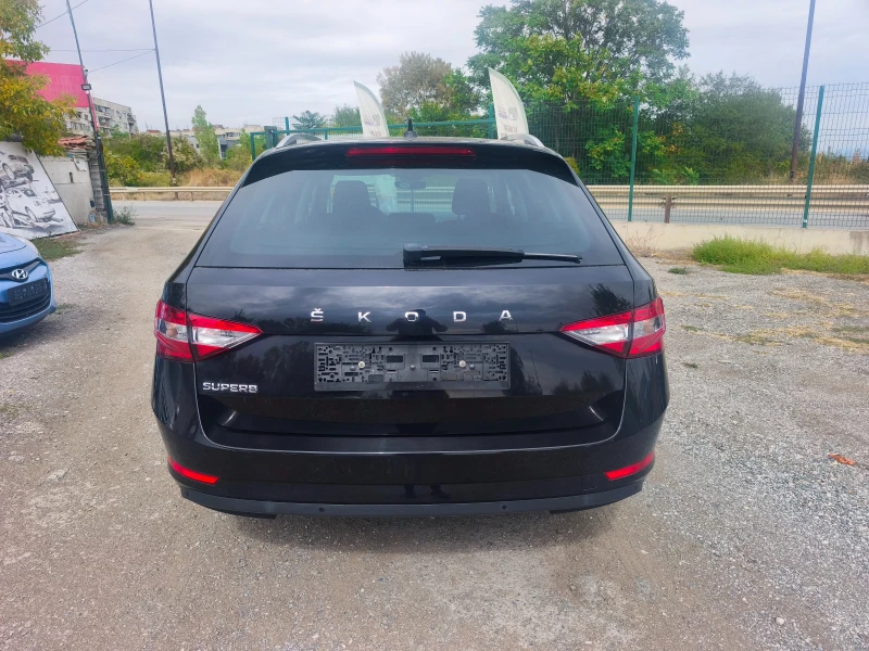 Skoda Superb 2.0 tdi face lift, снимка 5 - Автомобили и джипове - 52107847