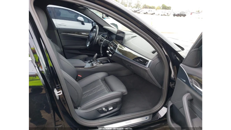 BMW 530, снимка 8 - Автомобили и джипове - 52643371