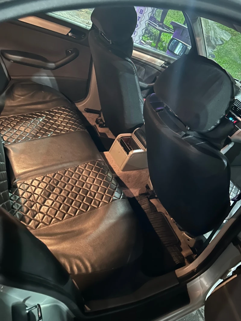 BMW 320, снимка 10 - Автомобили и джипове - 53273578