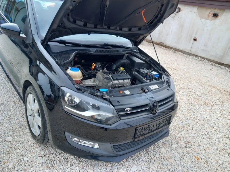 VW Polo Navi камера R Line, снимка 15 - Автомобили и джипове - 53477583