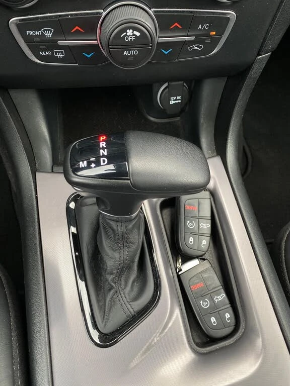 Dodge Charger GT AWD * CARFAX * АвтоКредит* (ЦЕНА ДО БГ), снимка 11 - Автомобили и джипове - 53297222