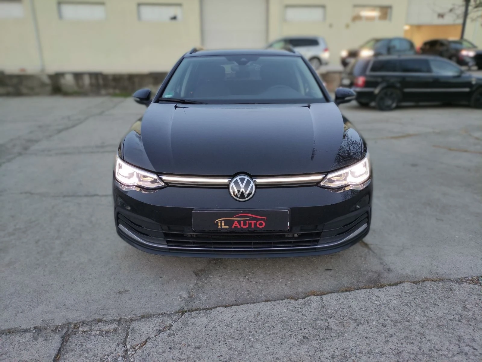 VW Golf 8/2.0 TDI/Led Adaptive/Distronik/FUII /масаж - [1] 