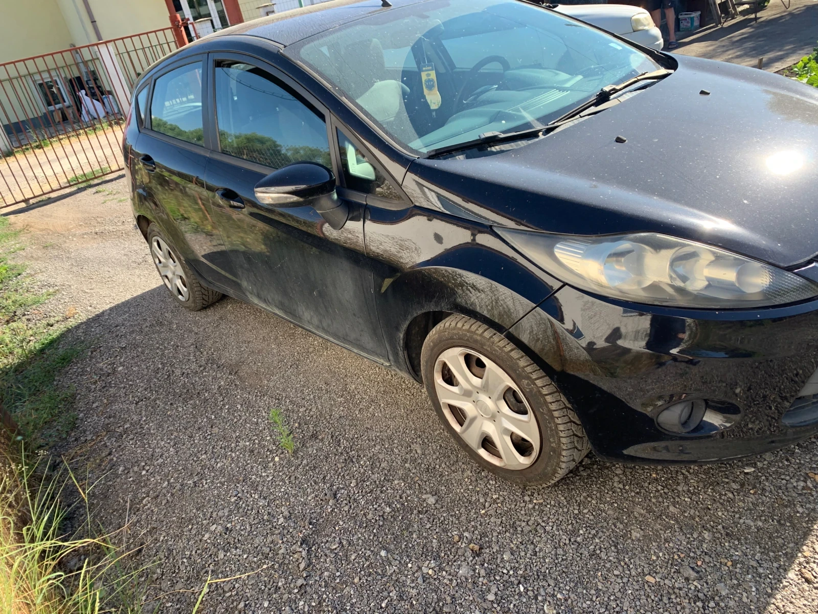 Ford Fiesta  - изображение 7