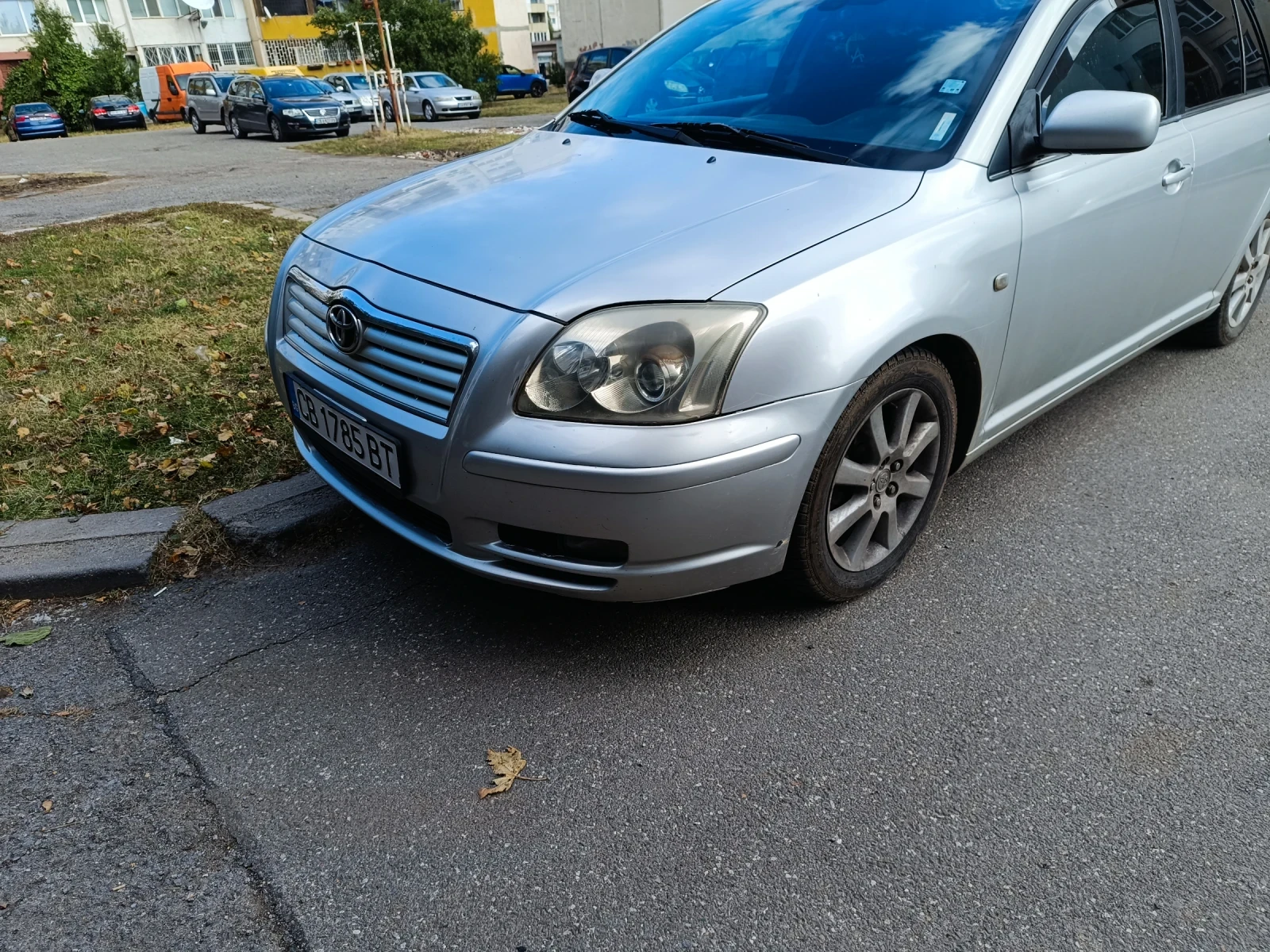 Toyota Avensis Комби , снимка 3 - Автомобили и джипове - 53380985
